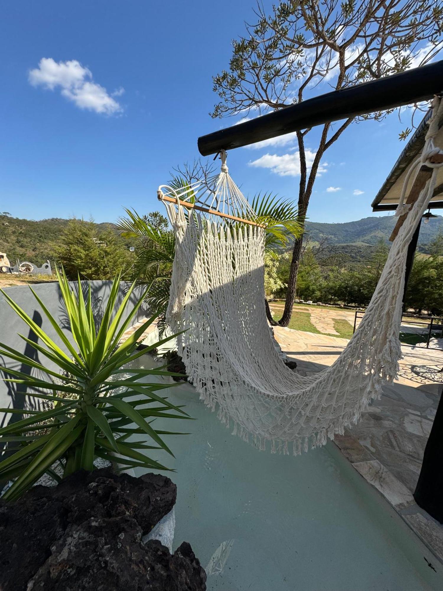 Pousada Chale Da Montanha Sao Thome Das Letras São Tomé das Letras Buitenkant foto